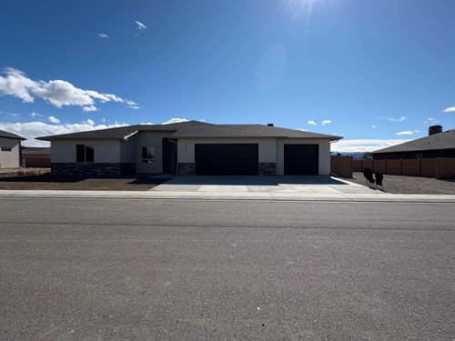 2641 Emerald Ridge Ln, Grand Junction, CO, 81506-1757 | Card Image