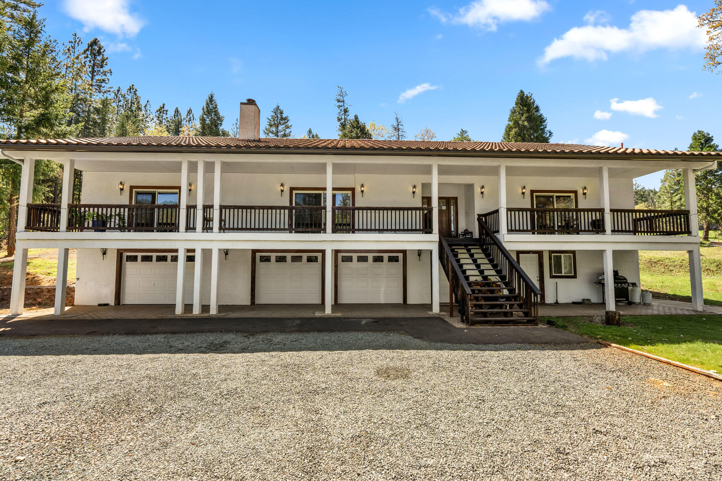 Residential in Rogue River 3