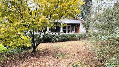 2525 Lester St, East Point, GA, 30344-3044 | Card Image