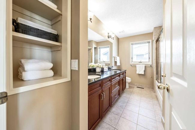 105 Candle Place Sw, Home with 4 bedrooms, 3 bathrooms and 6 parking in Calgary AB | Image 24