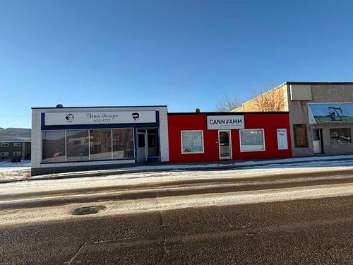 {{alt}} | Card Image