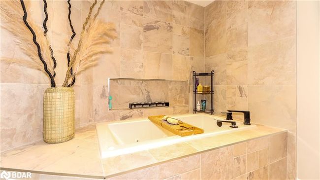 20 Manett Cres, House other with 3 bedrooms, 4 bathrooms and 5 parking in Brampton ON | Image 22
