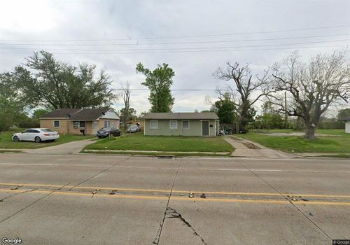 2236 E Prien Lake Rd, Lake Charles, LA, 70601-7989 | Card Image