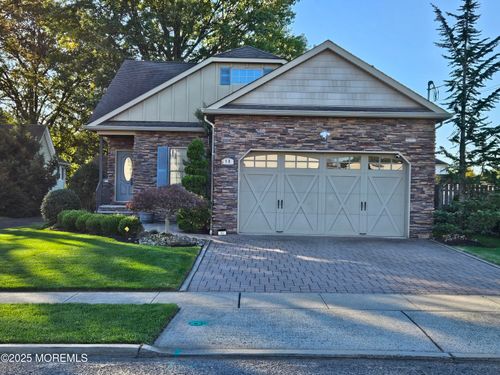 90 Saint Peters Pl, Keyport, NJ, 07735-1441 | Card Image