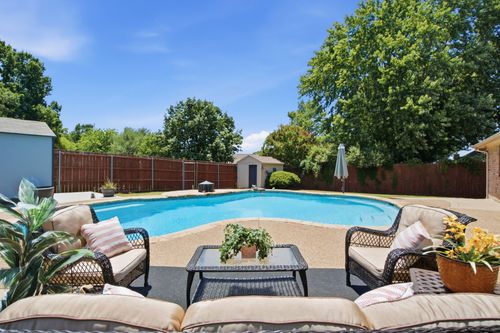 1703 Oakmeadow Dr, Decatur, TX, 76234-3249 | Card Image