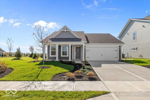 735 Oakleaf Dr, Greenfield, IN, 46140-3211 | Card Image