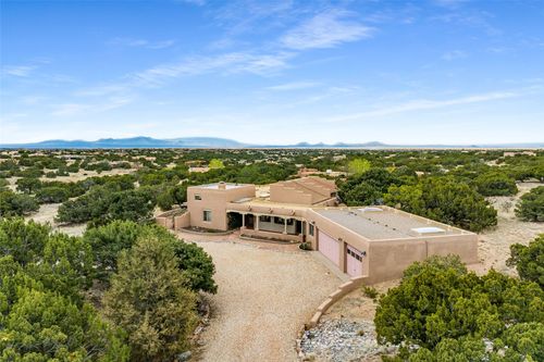 4 Montana Court, Santa Fe, NM, 87508 | Card Image