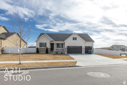 3643 W 650 N, Layton, UT, 84041-7573 | Card Image