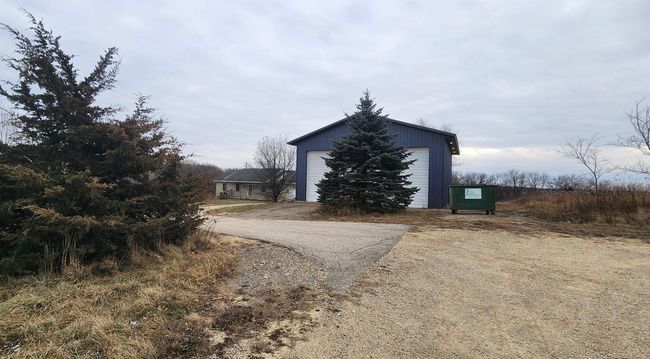 W9271 Highway 39, House other with 4 bedrooms, 3 bathrooms and null parking in York WI | Image 24