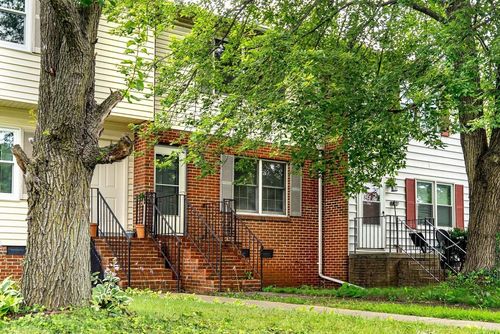835 Vine St, Harrisonburg, VA, 22802-4970 | Card Image