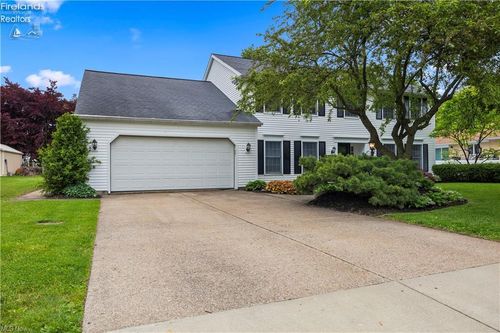 3813 Joti Ave, Huron, OH, 44839-2140 | Card Image