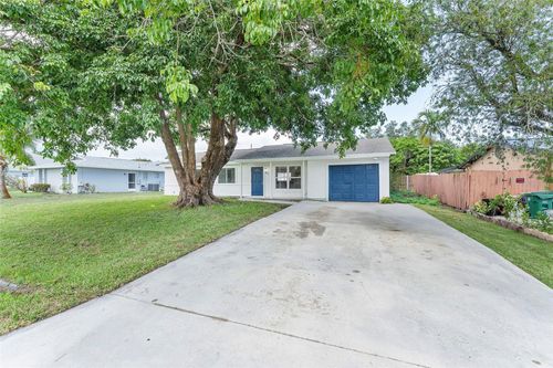 1041 Se Spinnaker Ave, St Lucie West, FL, 34983-4035 | Card Image