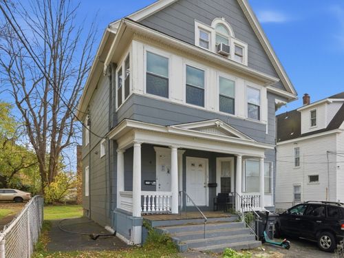 4 Deerfield Ave, Hartford, CT, 06112-2279 | Card Image