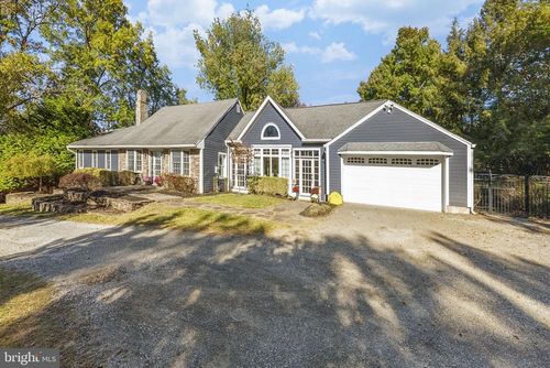 623 Montgomery Rd, HILLSBOROUGH, NJ, 08844-1302 | Card Image