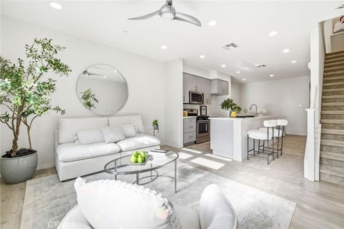 105-11130 Legion Loop, El Monte, CA, 91731 | Card Image