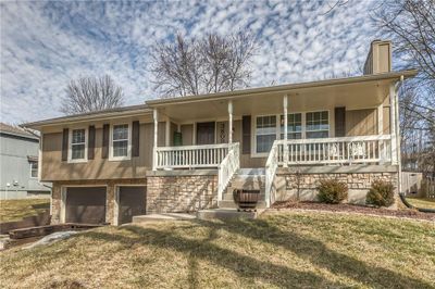 3809 Sw Windemere Drive, House other with 3 bedrooms, 3 bathrooms and null parking in Lee's Summit MO | Image 1