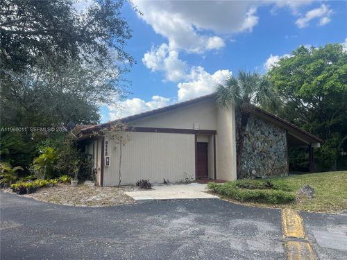 2-5112 Sheridan St, Hollywood, FL, 33021 | Card Image