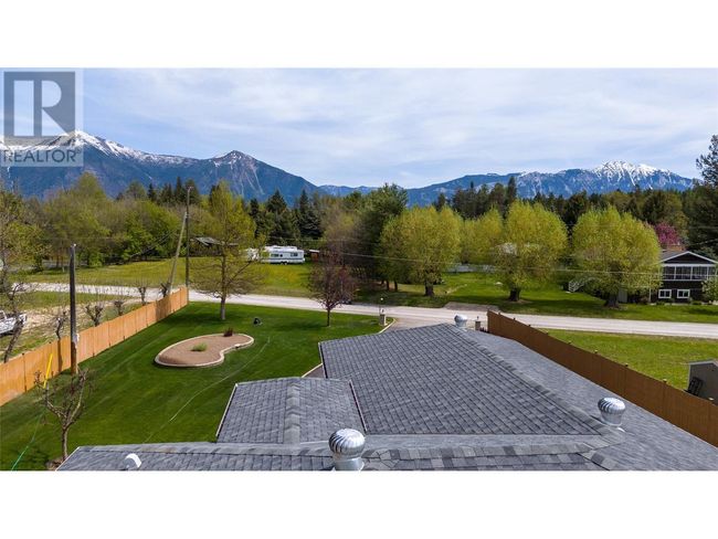 7333 George Rd, House other with 3 bedrooms, 3 bathrooms and 2 parking in Jaffray BC | Image 39