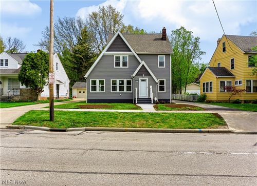 3970 Monticello Blvd, Cleveland Heights, OH, 44121-2018 | Card Image