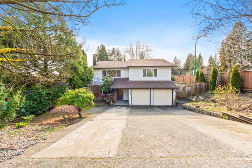 2333 Kirkstone Rd, North Vancouver, BC, V7J3M1 | Card Image
