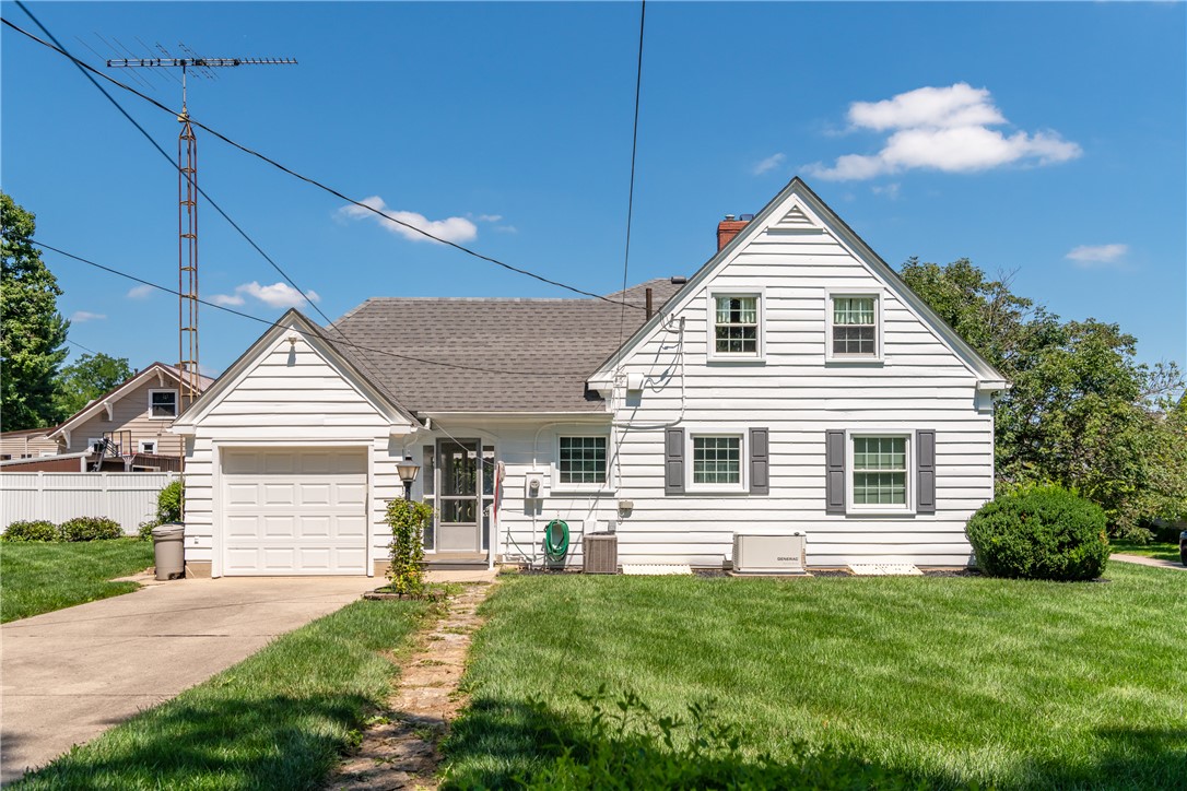 Residential in West Alexandria 4