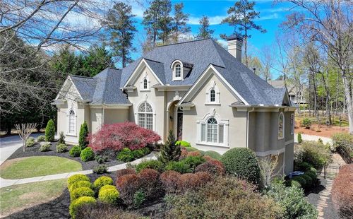 6745 Laurel Oak Dr, Suwanee, GA, 30024-5355 | Card Image