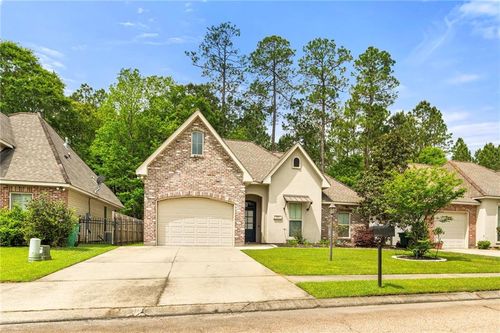 564 Bateleur Way, Covington, LA, 70435-0698 | Card Image