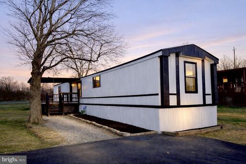 95 Hamilton Ct, MARTINSBURG, WV, 25403-0124 | Card Image