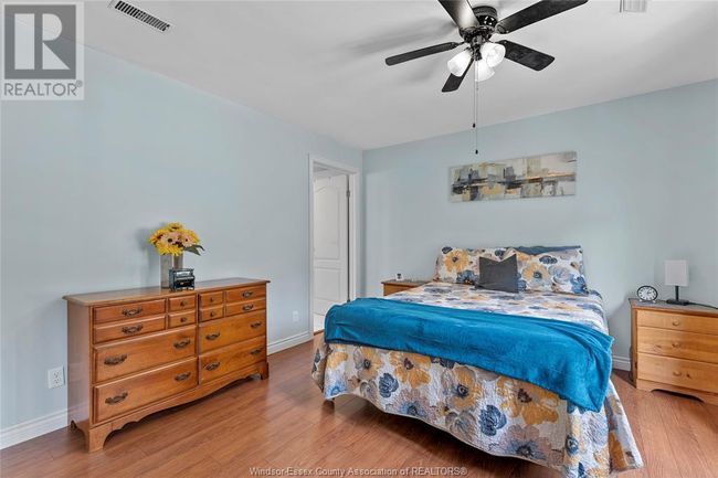 295 Clitherow St, House other with 2 bedrooms, 2 bathrooms and null parking in Harrow ON | Image 14