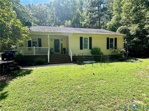 7911 Quinton Pl, Quinton, VA, 23141-2440 | Card Image