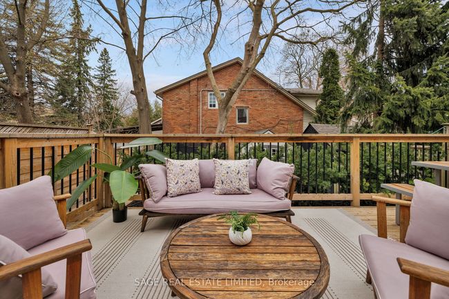 92 Corley Ave, House attached with 3 bedrooms, 2 bathrooms and null parking in Toronto ON | Image 17