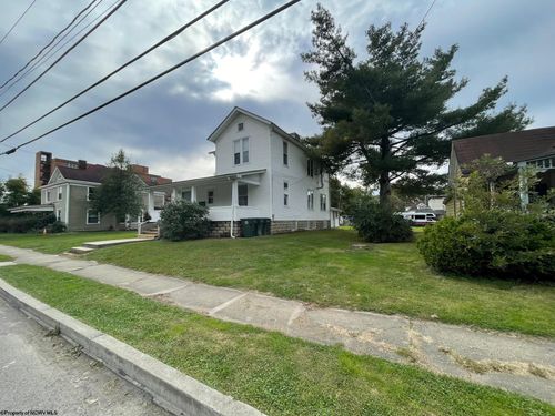 46 N Florida Street, Buckhannon, WV, 26201-2887 | Card Image