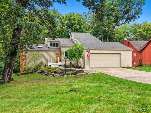732 High Hill Ct, Lake St Louis, MO, 63367-2036 | Card Image