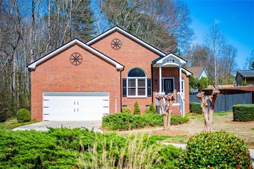 108 Hunters Way, Carrollton, GA, 30116-1889 | Card Image