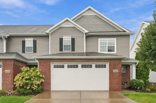 4464 Slate Creek Dr, Bettendorf, IA, 52722-1773 | Card Image