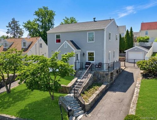 115 Young Ave, Yonkers, NY, 10710-1021 | Card Image