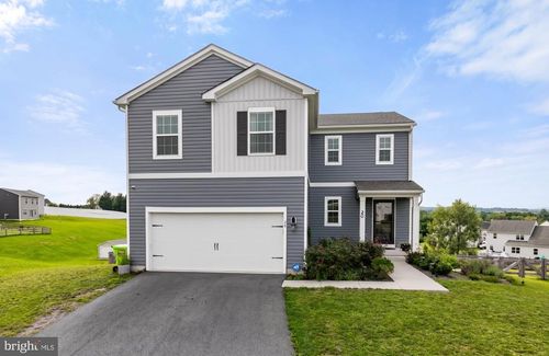 20 Skytop Ct, BERNVILLE, PA, 19506-8358 | Card Image