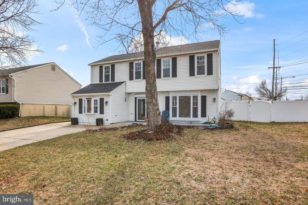 Residential in PENNSAUKEN 3