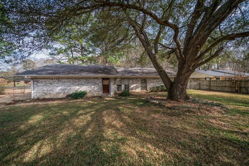 216 Mockingbird Lane, Gilmer, TX, 75645 | Card Image