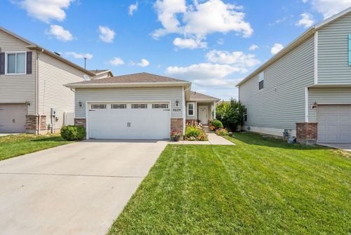 4624 N Maple Dr, Eagle Mountain, UT, 84005-2074 | Card Image