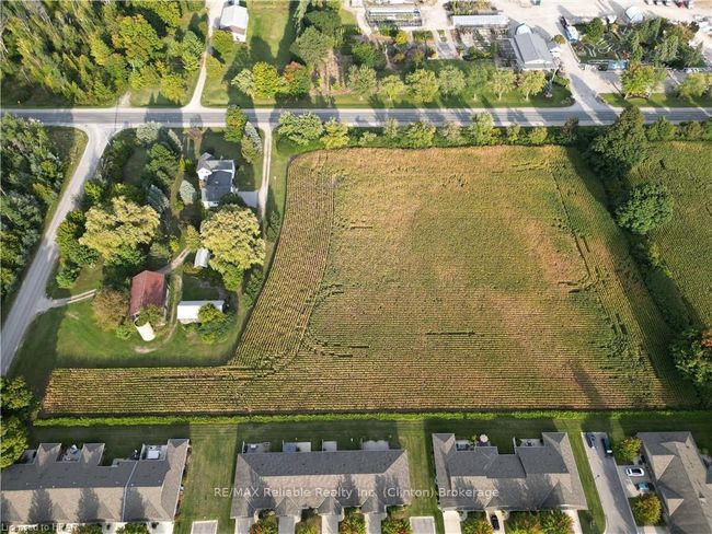 75551 Bluewater Highway, Home with 4 bedrooms, 1 bathrooms and 10 parking in Huron ON | Image 36