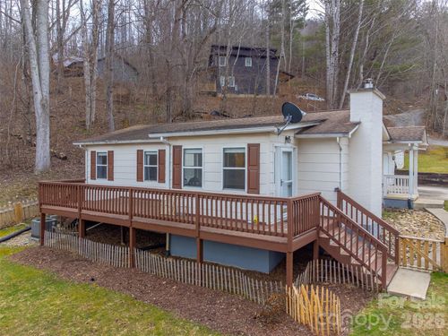 57 Melody Ln, Maggie Valley, NC, 28751-9613 | Card Image