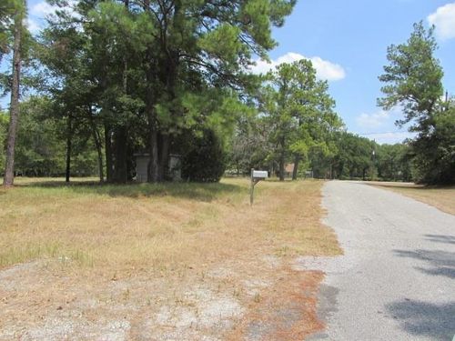 31 Park Ln, Huntsville, TX, 77320-1641 | Card Image