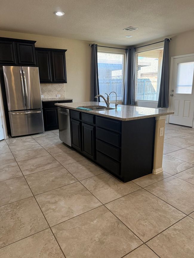 6409 Vanguard Rd, House other with 3 bedrooms, 2 bathrooms and 2 parking in Midland TX | Image 7