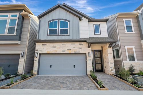 16043 Hayes Park Dr, Houston, TX, 77079-2146 | Card Image