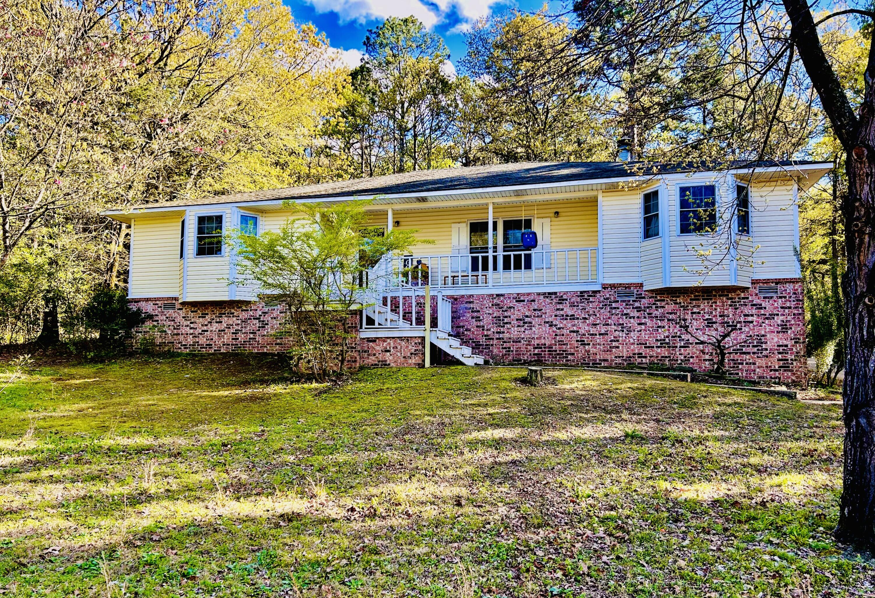 Live Oak Ln, Russellville, AR 72802