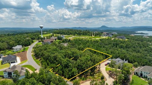 17205 Waterview Meadow Blvd, Roland, AR, 72135-8040 | Card Image