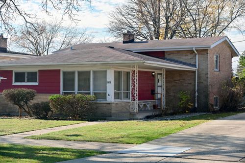 8926 Oak Park Ave, Morton Grove, IL, 60053-2378 | Card Image