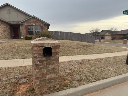 2824 Nw 189th St, Edmond, OK, 73012-0016 | Card Image
