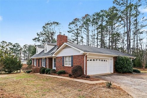 42 Camellia Circle, Newnan, GA, 30263 | Card Image
